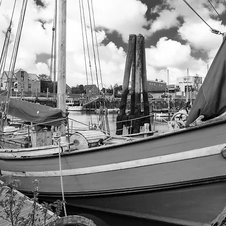 Wohnen Am Südstrand - 2 3